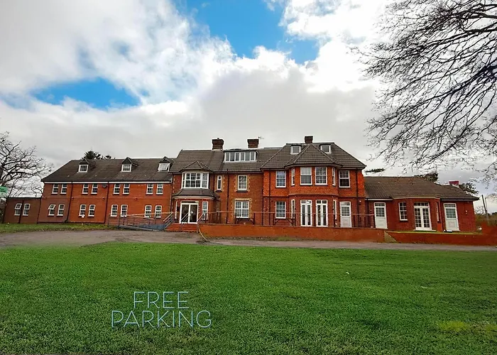 Trivelles Gatwick & Airport ParkingAirport Hotel